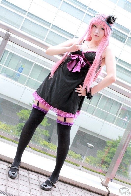 dazaigaro-megurine_luka-03.jpg