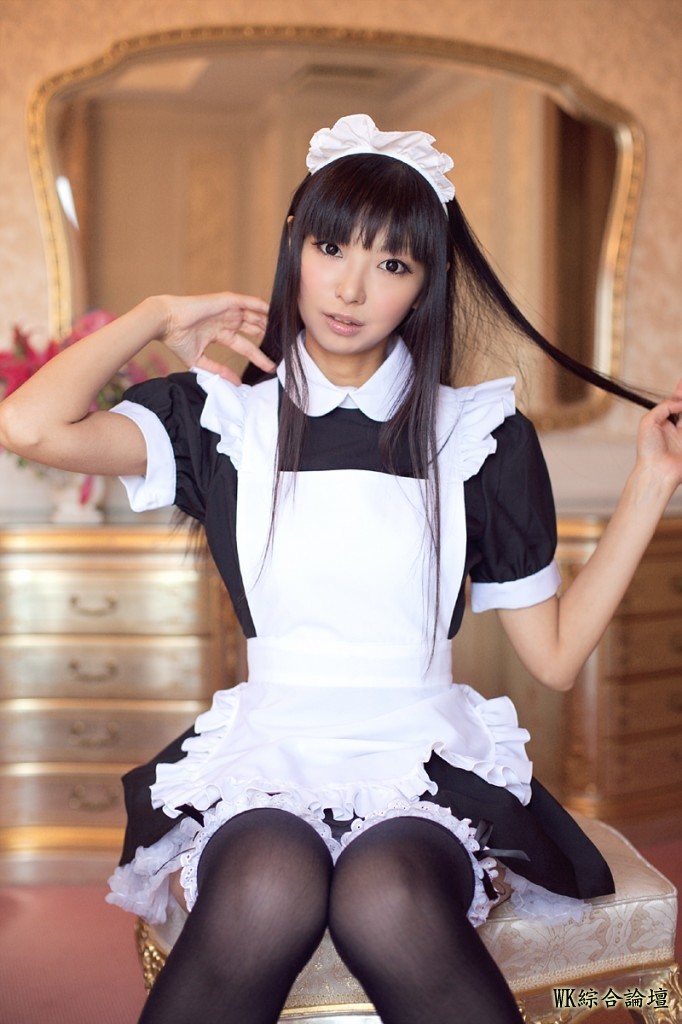 Hot-cosplay-girl-Necoco-maid-682x1024.jpg