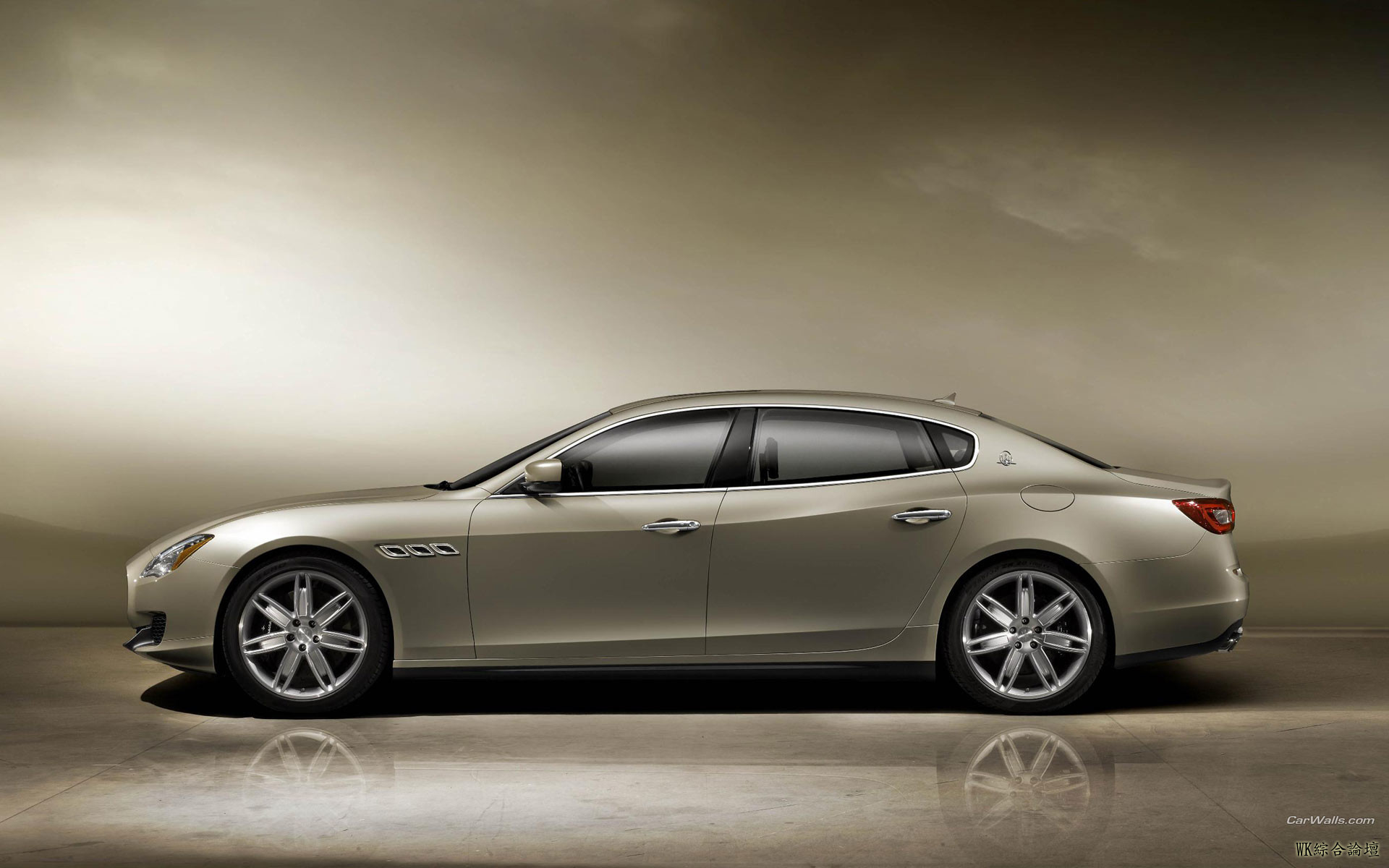 Maserati_quattroporte_2013_003_1920x1200.jpg